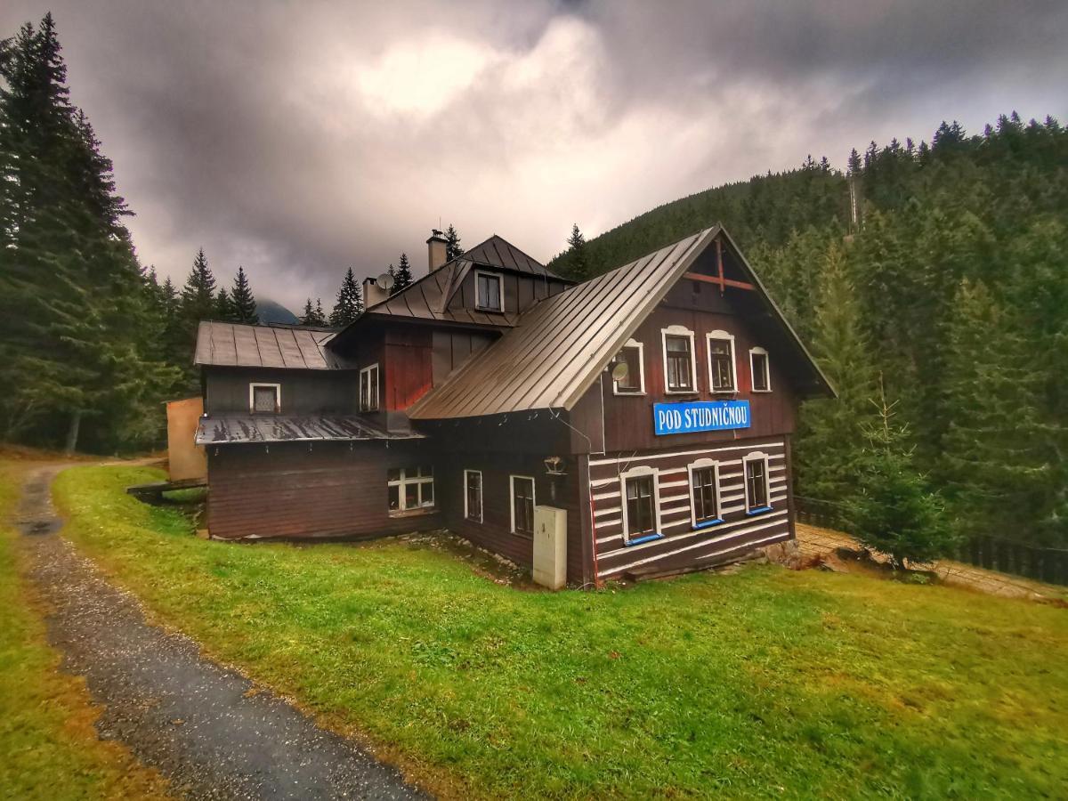 Chata Pod Studnicnou Pec pod Sněžkou Exterior foto